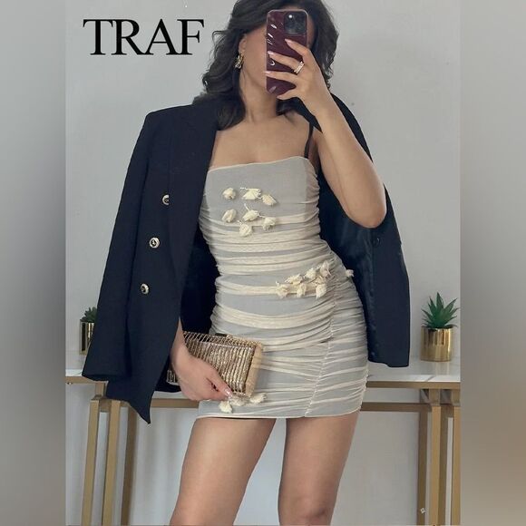 Zara floral tulle dress - Picture 7 of 9